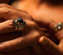 Load image into Gallery viewer, Sterling Silver Man statement ring