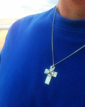 Load image into Gallery viewer, Mens cross necklace