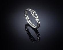 Load image into Gallery viewer, Thin Silver Knot Ring