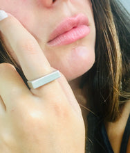Load image into Gallery viewer, Silver Geometric Rectangle Ring