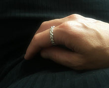 Load image into Gallery viewer, Thin Silver women&#39;s Ring
