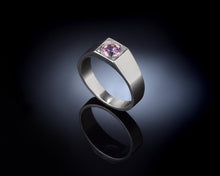 Load image into Gallery viewer, Women&#39;s Purple Stone Ring
