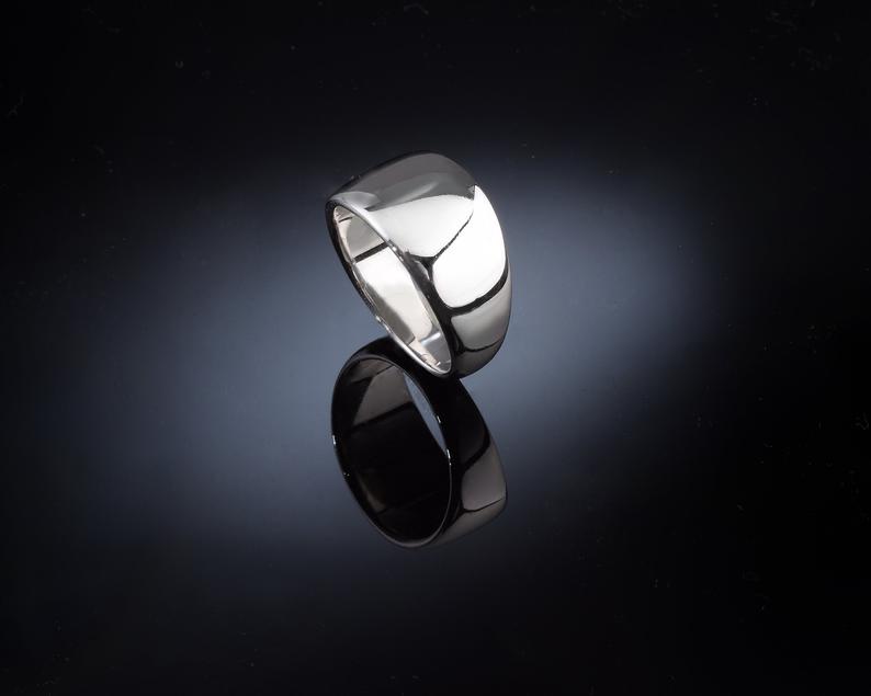 Wedding bands for women