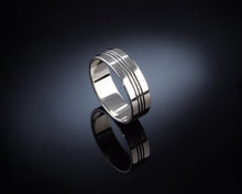 Load image into Gallery viewer, Men&#39;s wedding ring
