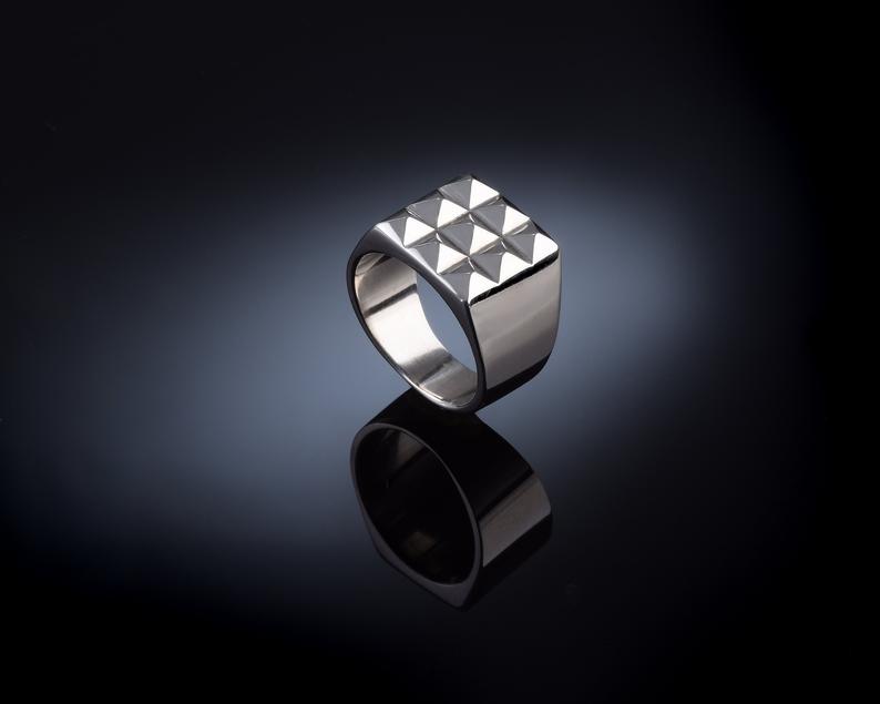 Mens Spikes Signet ring