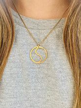 Load image into Gallery viewer, Yin Yang gold necklace
